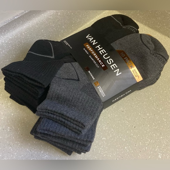 10 Pack Quarter Cut Van Heusen Socks Preformance - Picture 1 of 2